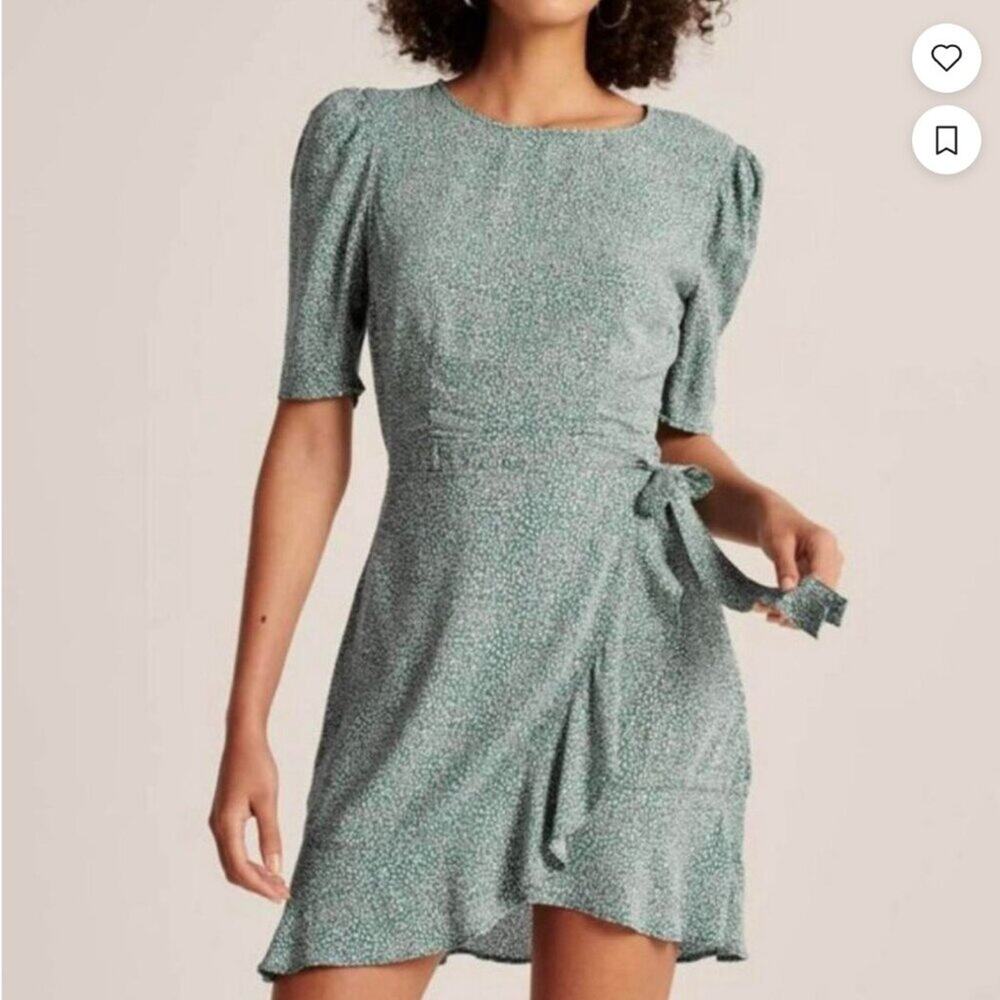 Abercrombie & Fitch Green and White Dress S